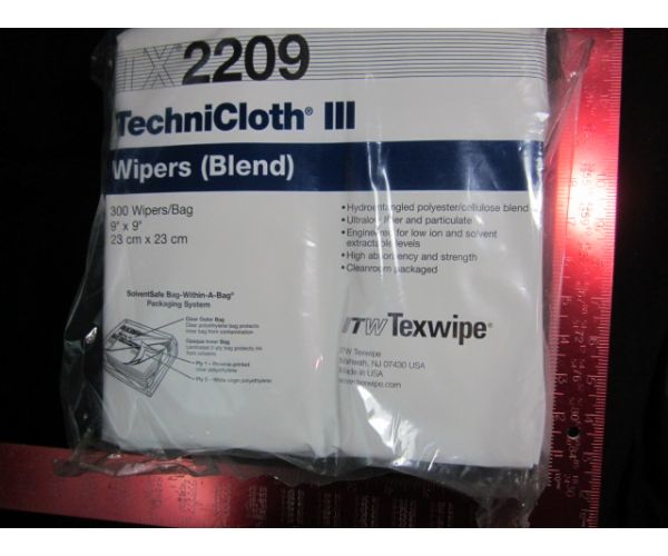 ITW TX2209 300 WIPERSBAG 9X9 HYDROENTANGLED POLYESTERCELLULOSE BLEND  CLEANROOM PACKAGED in USA, Europe, China, and Asia