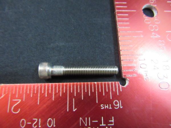 VARIAN 3321020   SCREW, VENTED, 10-32 X 1-1/4" L,SS (LOT OF 4)