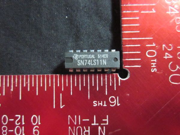 TEXAS INSTRUMENTS SN74LS11N IC 74LS11 TRIPLE-3 INPUT AND GATE 16 PER PACK