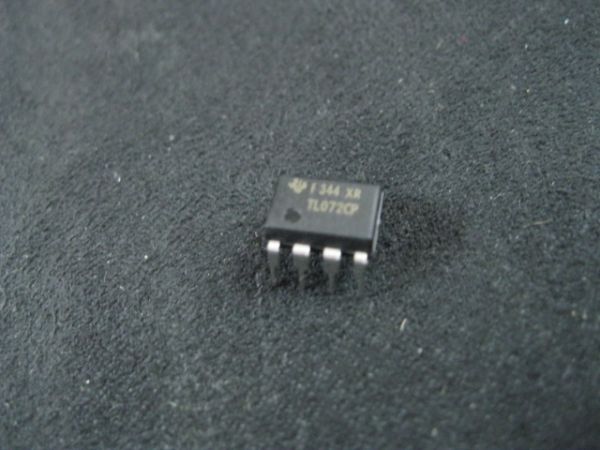 TEXAS INSTRUMENTS TL072CP IC LOW NOISE JFET OP AMP