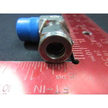Applied Materials (AMAT) 3300-02505 FTG TUBE ELBOW 3/8 OD 3/8 P-NPT SST