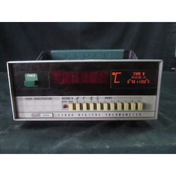 Fluke 2100A Thermometer, Digital, 0-+1760 Degrees Celsius 2100A-USED