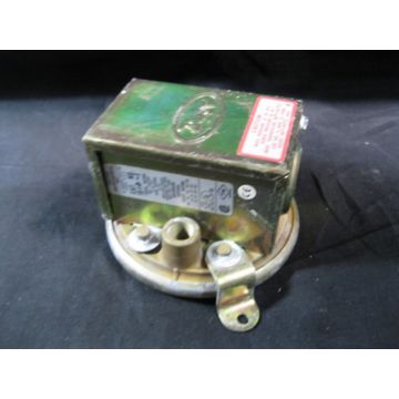 DWYER 1910-1 DWYER 1910 COMPACT LOW DIFFERENTIAL PRESSURE SWITCH