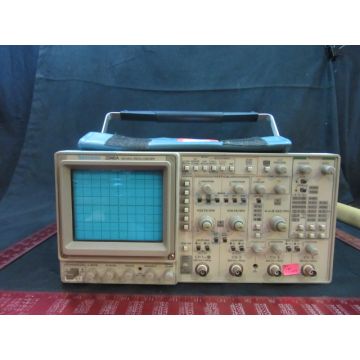 Tektronix 2246A OSCILLOSCOPE 100 MHz SERIAL NUMBER B013064 WITH AT1024 PROBE