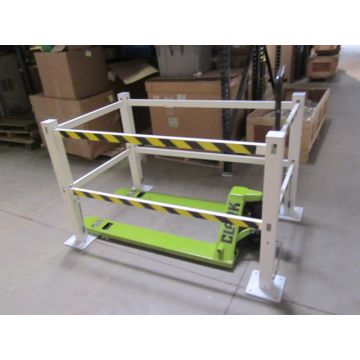 Chemwest Systems Inc 420577 Barricade Portable Set of 4 38 x 3 Post Set of 4 31 Beams and 4 55 Beam