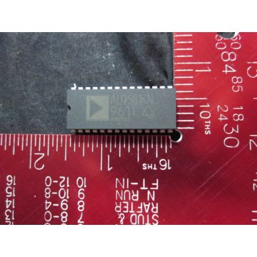 ANALOG DEVICES AD7581KN IC  AD7581  DAS8-BIT 8 CHANNELS
