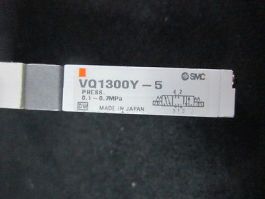 SMC VQ1300Y-5 Solenoid Valve, Pressure: 0.1~0.7MPa--not in original packaging